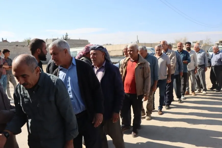Şêniyên kantona Firatê sersaxî da malbatên şehîdên QSD’ê