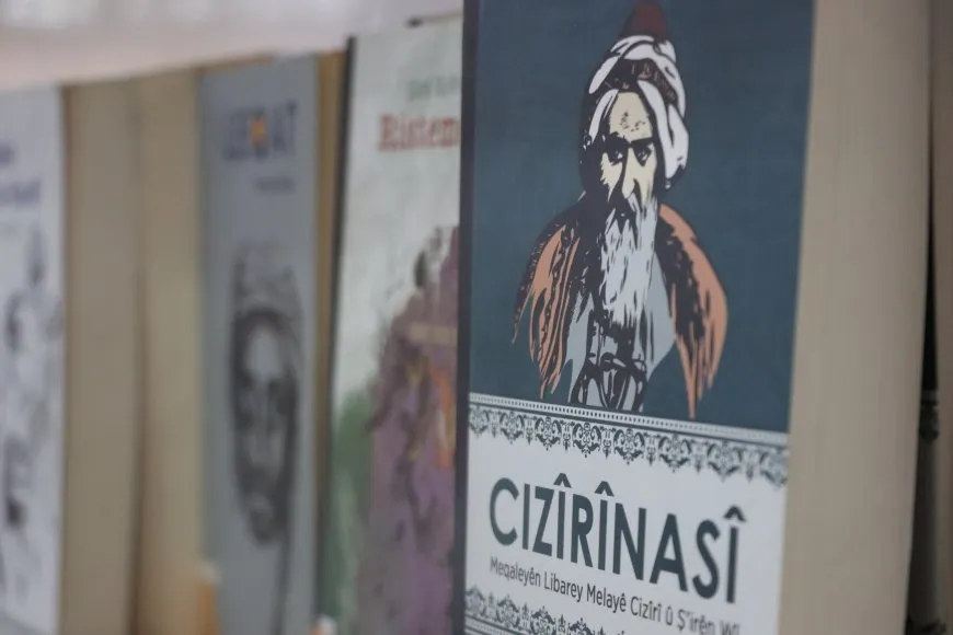 Pêşangeha Şehîd Herekol dest pê kir