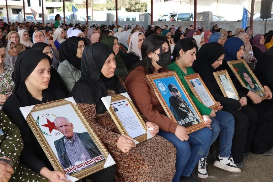Seraxî ji malbatên şehîdan re xwestin