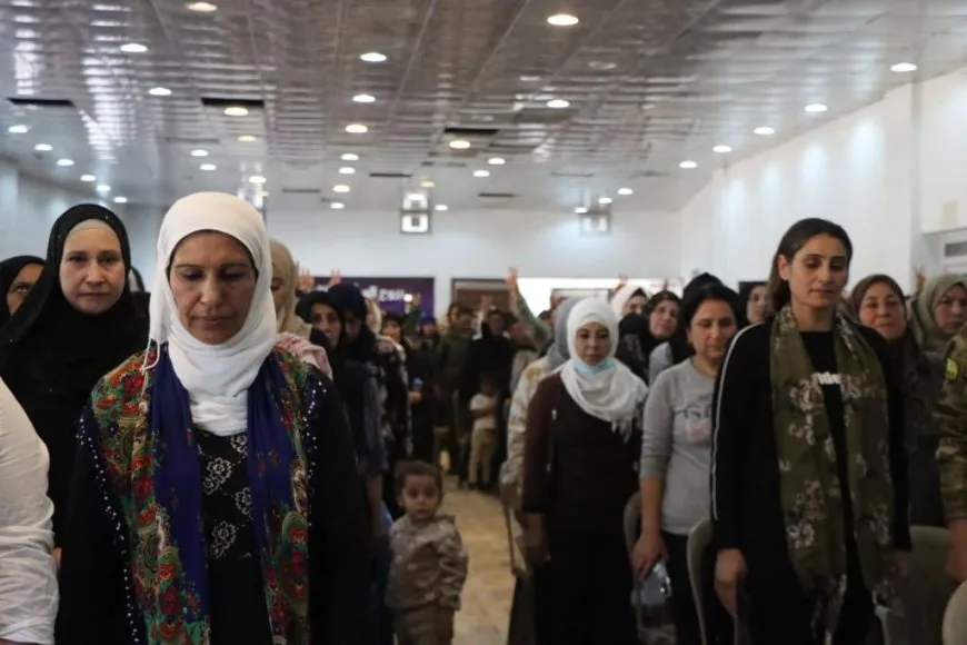 Îlham Ehmed: Armanca Rêveberiya Xweser rêveberiyeke nenavendî û demokratîk e