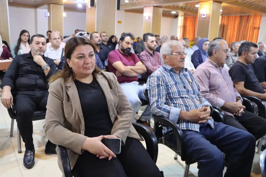 Yekitiya Esnafan konferansa xwe li dar xist
