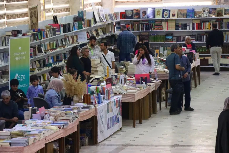 Pêşangeha Şehîd Herekol di roja xwe ya 5’an de didome