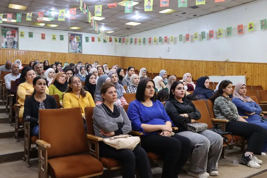 Li gelek navendan bîranîna şehîd Bêrîtan