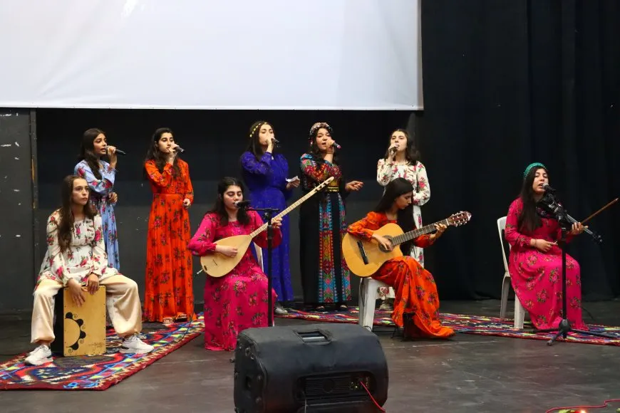 Li gelek navendan bîranîna şehîd Bêrîtan