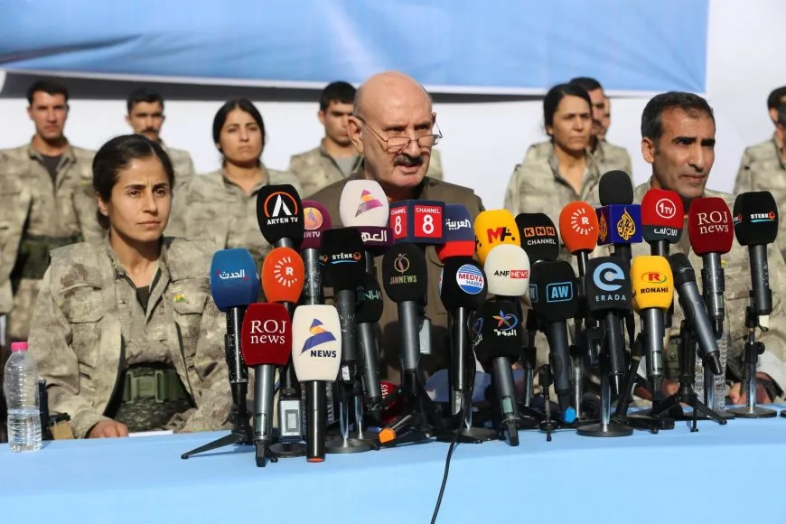 Pêngava Dîrokî ya Gerîla: Komek gerîla ji nav sînorên Tirkiyeyê gihişt Qendîlê