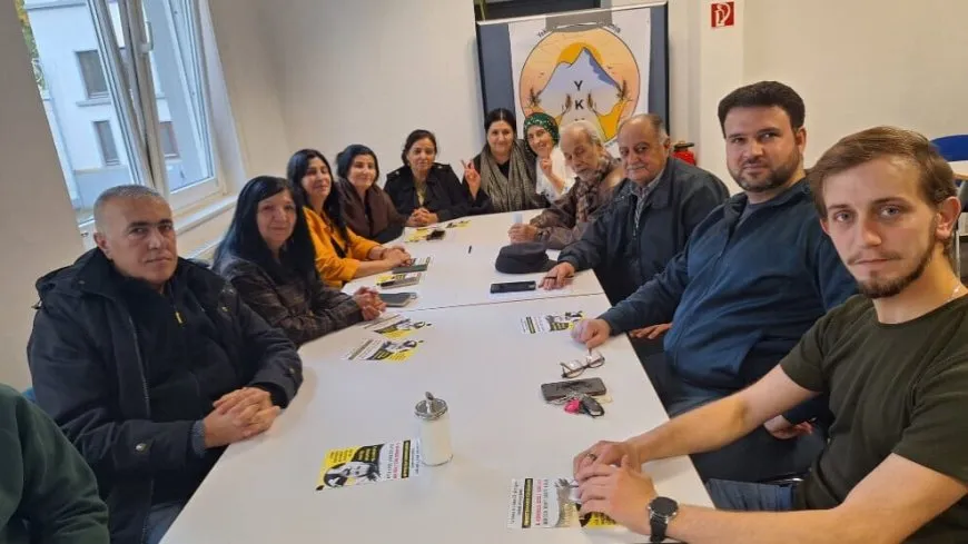 Şandeya Durzî ya ji Siwêdayê serdana  komeleya Kurd kir