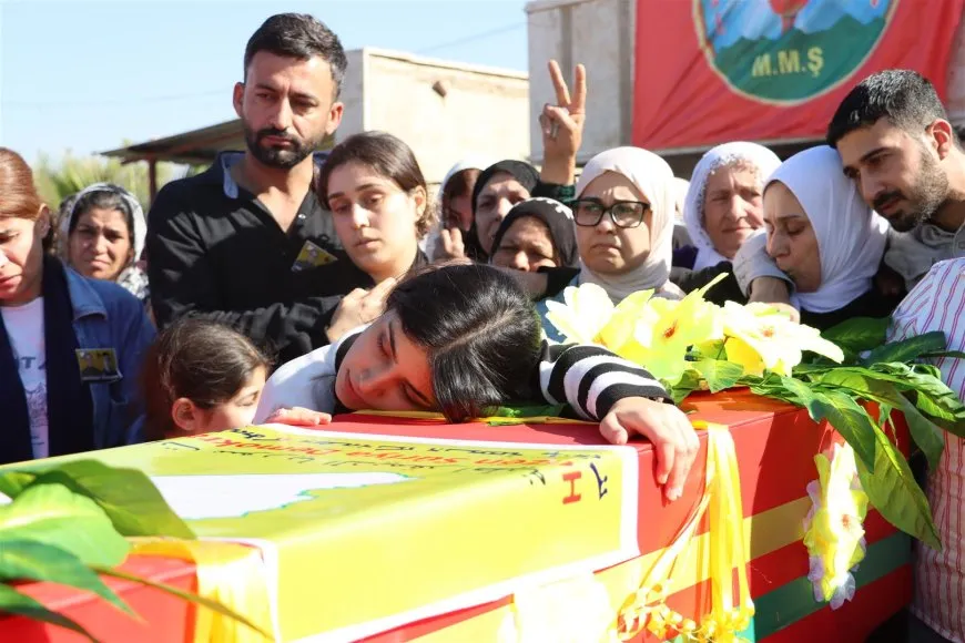Şêniyên Dêrikê şehîd Rênas Serhed oxir kir