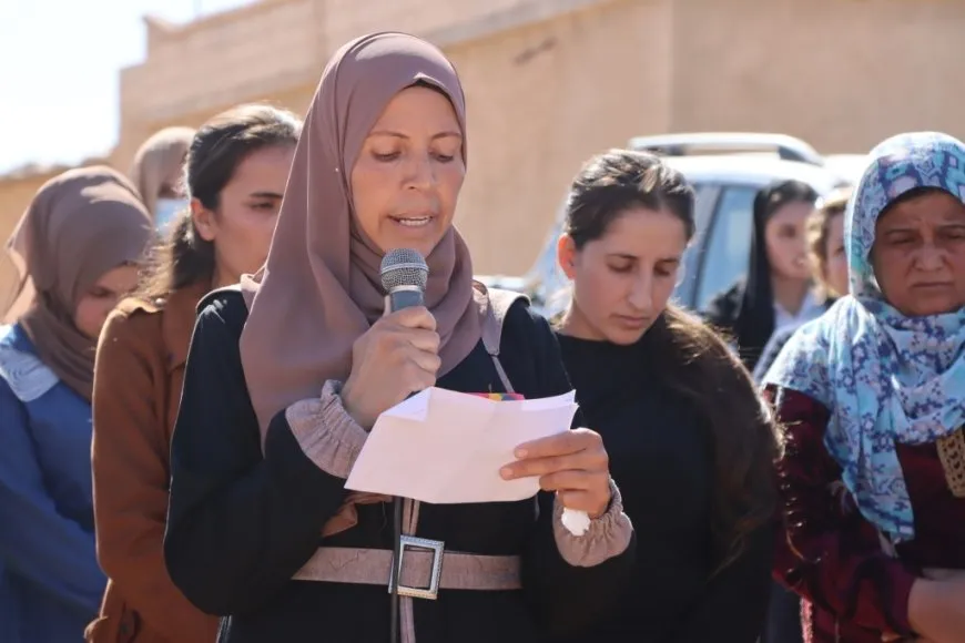 Ji bo şehîd Aze Rojgirav û Hêlîn Kobanê merasîma xiyabî hat lidarxistin