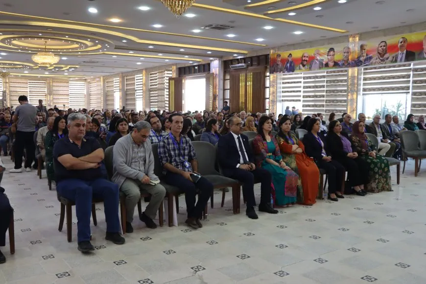 Konferansa komînan bi dawî bû