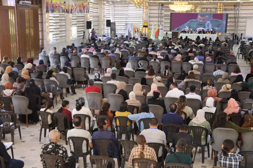 Konferansa komînan bi dawî bû