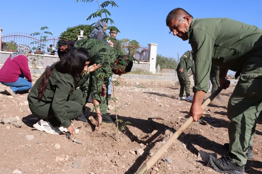 Berxwedêrên Kobanê li Muzexaneyê hatin bi bîranîn