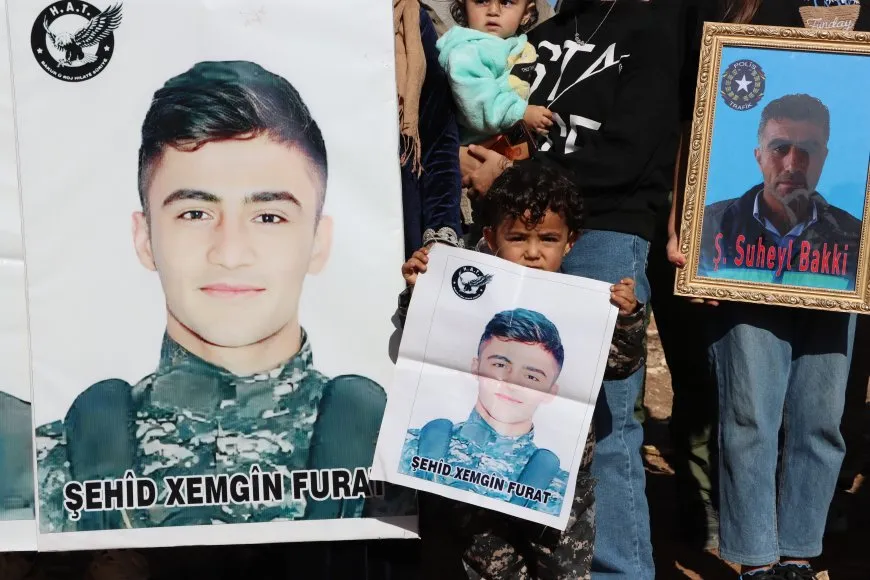 Berxwedêrên Kobanê li Muzexaneyê hatin bi bîranîn