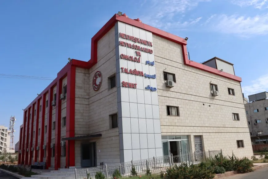 Heyva Sor a Kurd 450 nexweşên Talasîmya tedawî dike û alîkariyê ji gel dixwaze