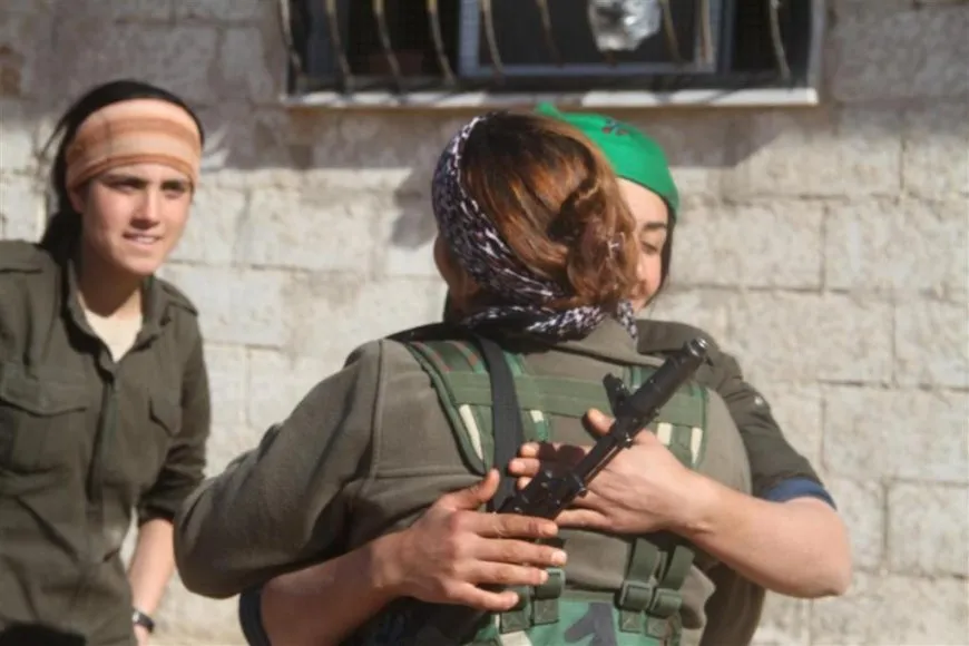 Dîmen û wêneyên destana Kobanê