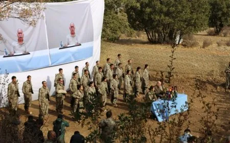 ’Vekişîna gerîla ji Tirkiyeyê werçerxeke dîrokî ye’