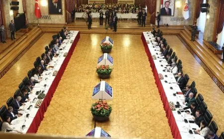 Civîna sibe ya komîsyonê ya bi rojeva serdana Rêber Apo hat taloqkirin