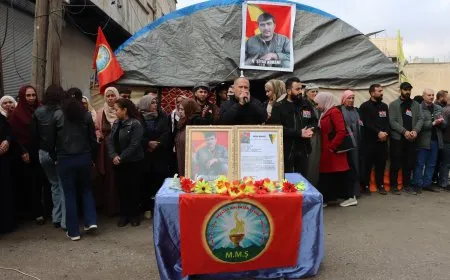 Sersaxî dan malbatên 2 gerîlayên şehîd