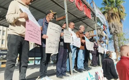 Şêniyên Siwêdayê li qadan daxwaza mafê xwe yê çarenûsî kirin