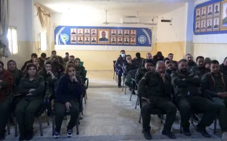 Li Dirbêsiyê û Dêrazorê tundiya li dijî jinan hat gotûbêjkirin