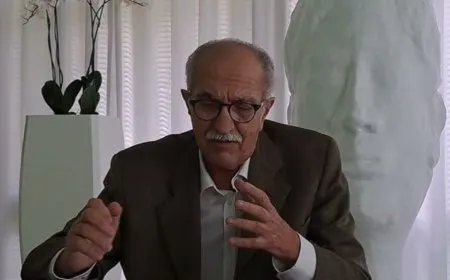 Prof. Russo Spena: Serok Apo berpirsyariya xwe bi cih anî