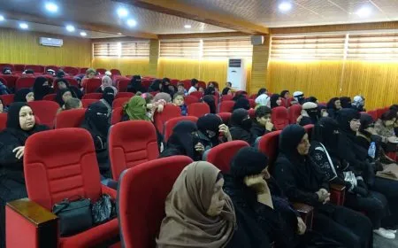 QSD’ê bi malbatên şehîdan li kantona Dêrazorê re civiya
