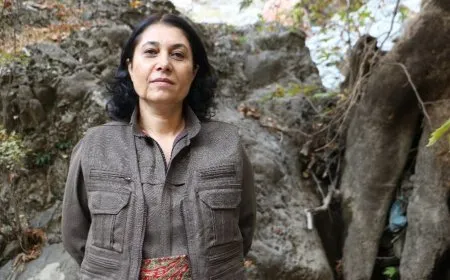 Evîndar Ararat: Cudahiya PKK’ê ji tevgerên din nêzîkatiya wê ya li hember jinê ye
