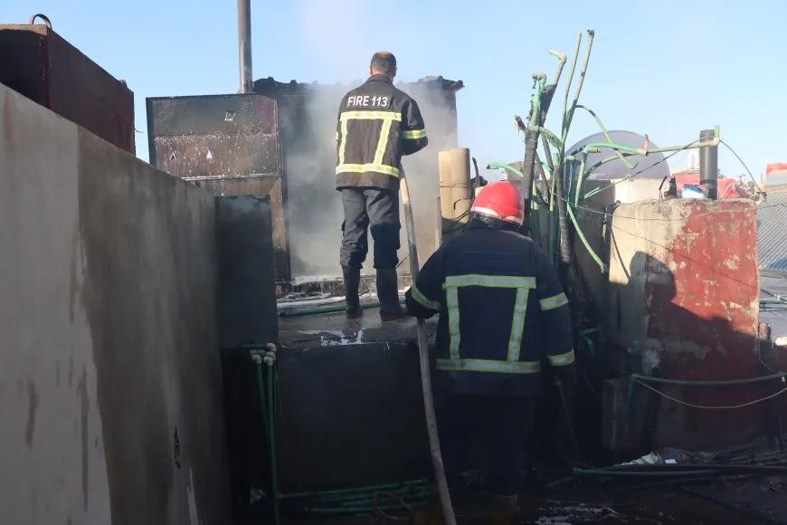 Di rafîneya kalorîferê ya avahiyeke Qamişloyê de şewat