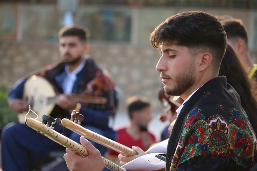 Festîvala Şehîd Hogir a 4ˊemîn bi xelatkirinê dawî bû