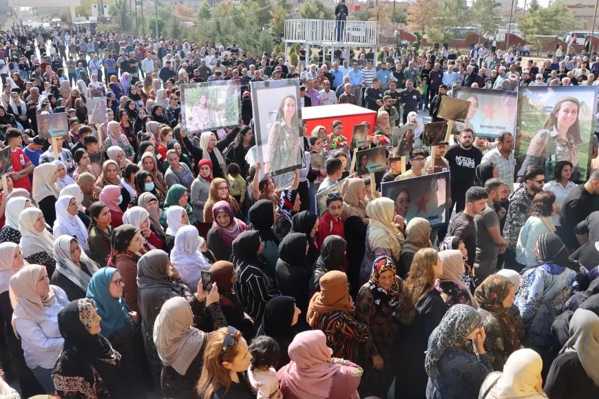 Li Qamişloyê ji bo şehîd Goran û Zeyneb merasîm