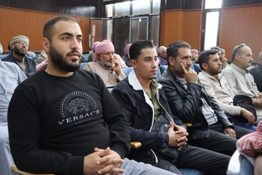Li Dêr Hafirê Konferansa Komînan; pêşxistina xizmetguzarî û rola civakî