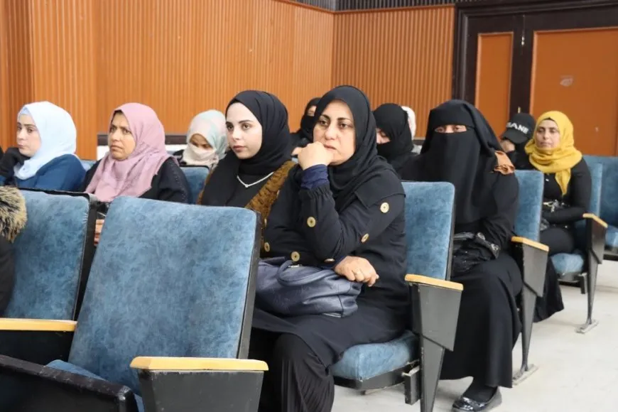 Li Dêr Hafirê Konferansa Komînan; pêşxistina xizmetguzarî û rola civakî