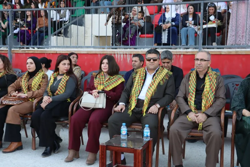 Ji Zanîngeha Kobanê 316 xwendekar der çûn