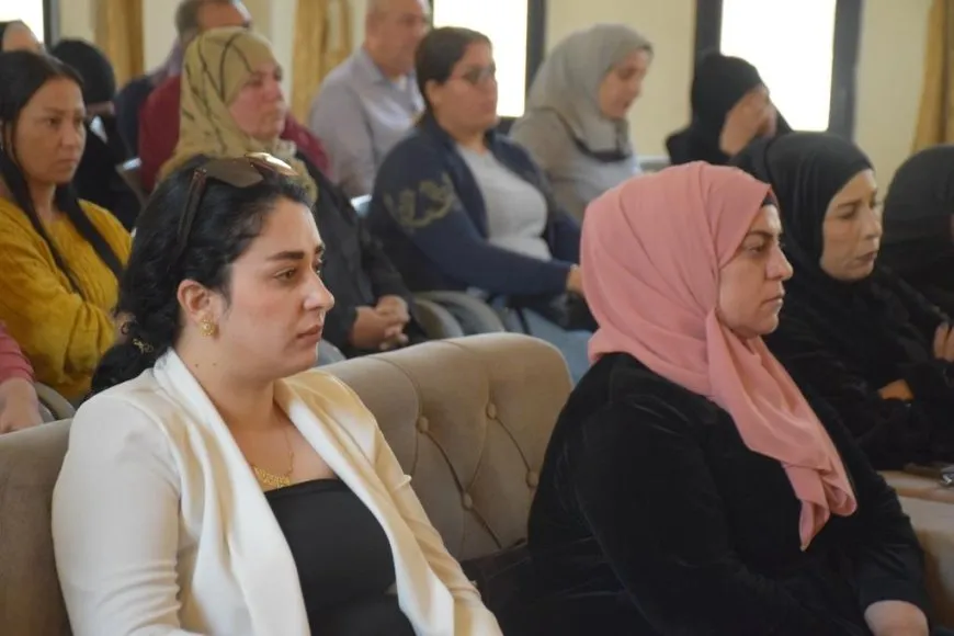 Li Reqayê panela rola jinan di avakirina Sûriyeya demokratîk de