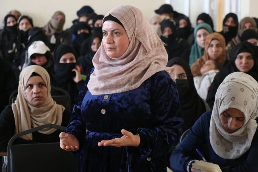 Li bajarê Curniyê yê Tebqayê Konferansa Komînan a 1ˊemîn hat lidarxistin