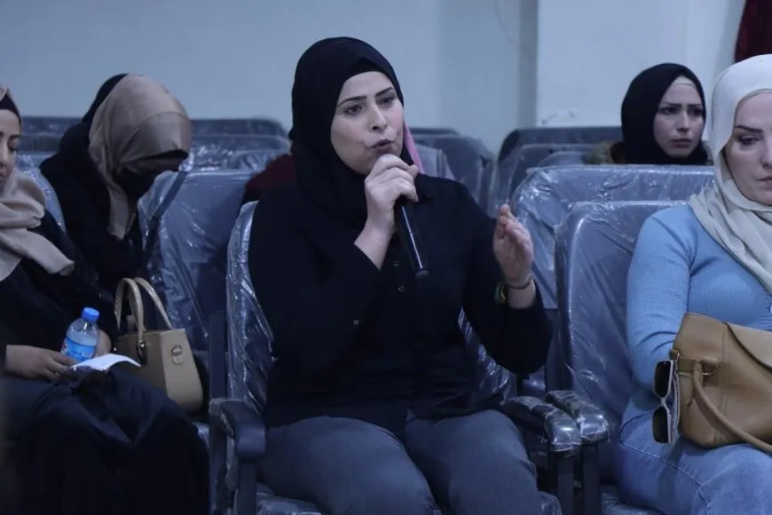 Li Reqayê panela nenavendîbûnê û rola jinan di Sûriyeya siberjê de