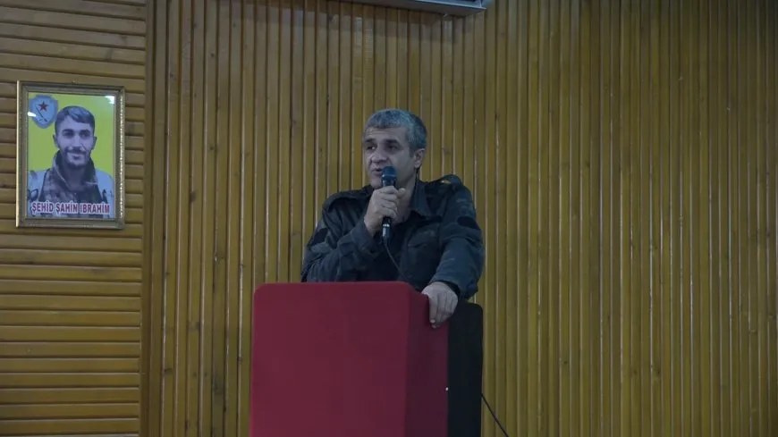 Hêzên Xweparastinê bi şênî û malbatên şehîdan ên Dêrazorê re civiyan