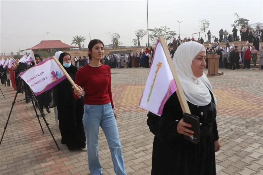 Jinên Bakur û Rojhilatê Sûriyeyê starta çalakiyên 25’ê Mijdarê dan