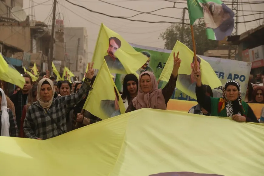 Xelkê Amûdê xwest mafê hêviyê yê Rêber Abdullah Ocalan pêk were