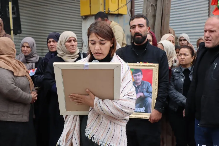 Sersaxî dan malbatên 2 gerîlayên şehîd