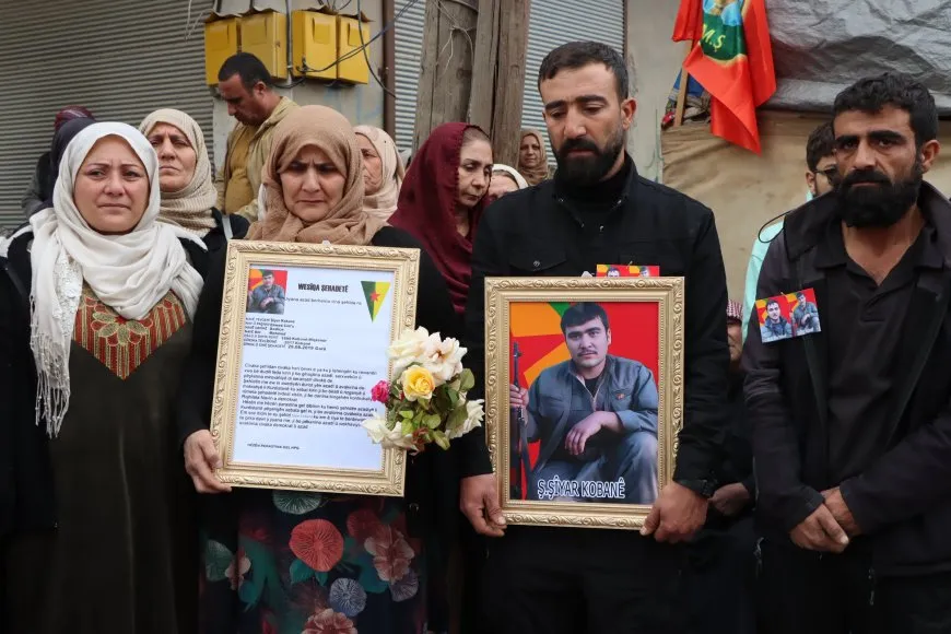 Sersaxî dan malbatên 2 gerîlayên şehîd
