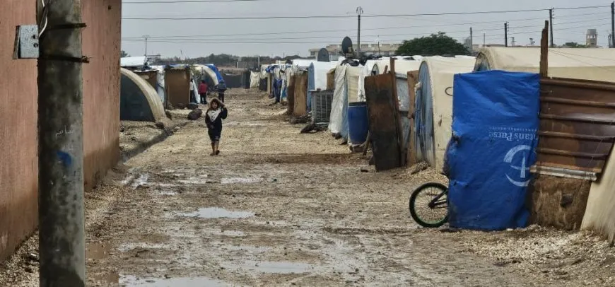 Baranê zehmetiyên koçberên kampa Waşûkanî zêde kirin
