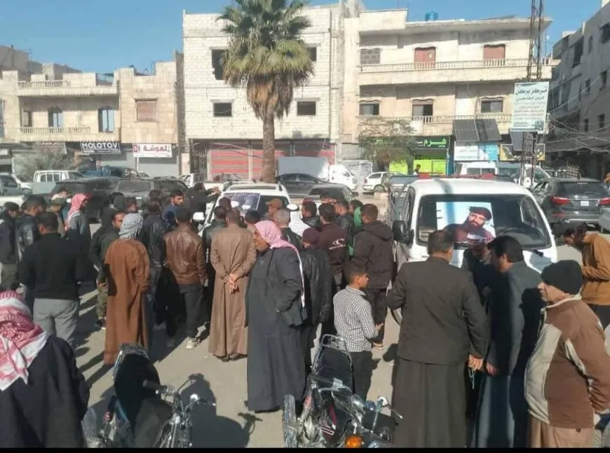 Li dijî binpêkirinên çeteyên Tirkiyeyê li Minbicê xwepêşandan hat lidarxistin