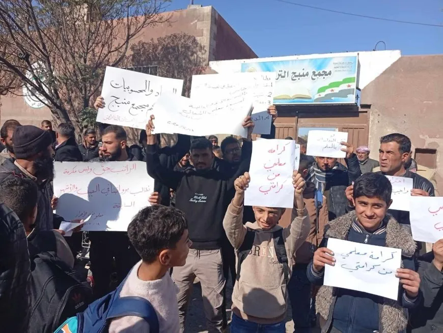 Li dijî binpêkirinên çeteyên Tirkiyeyê li Minbicê xwepêşandan hat lidarxistin