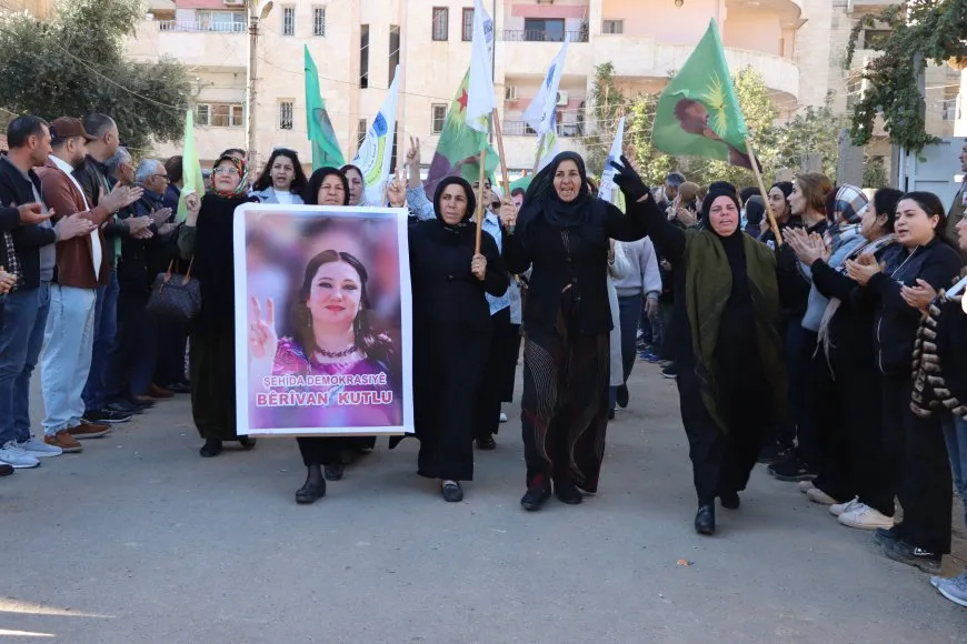Şêniyên kantona Cizîrê sersaxî da malbata şehîd Bêrîvan Kutlu