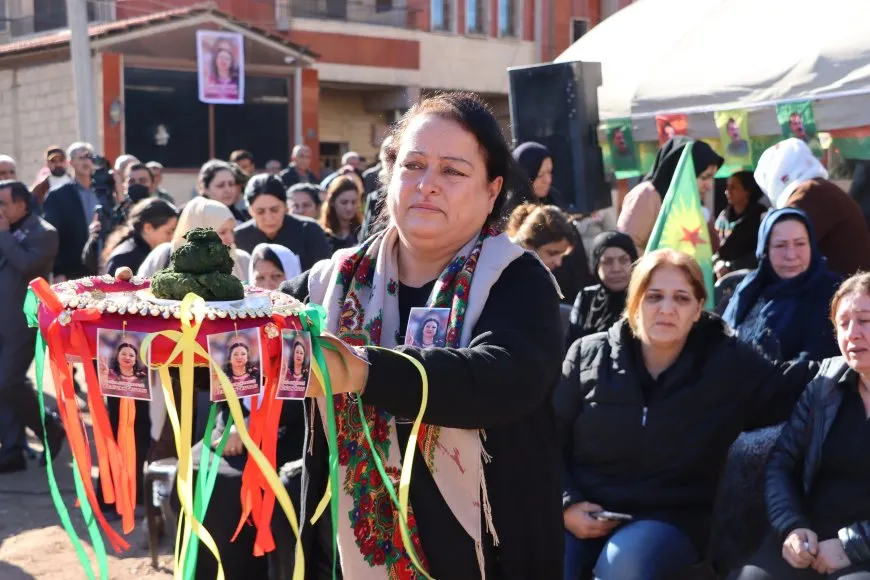 Şêniyên kantona Cizîrê sersaxî da malbata şehîd Bêrîvan Kutlu