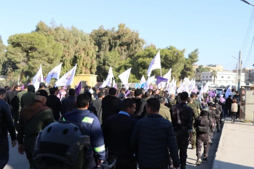 Li Bakur û Rojhilatê Sûriyeyê mêr daketin qadan