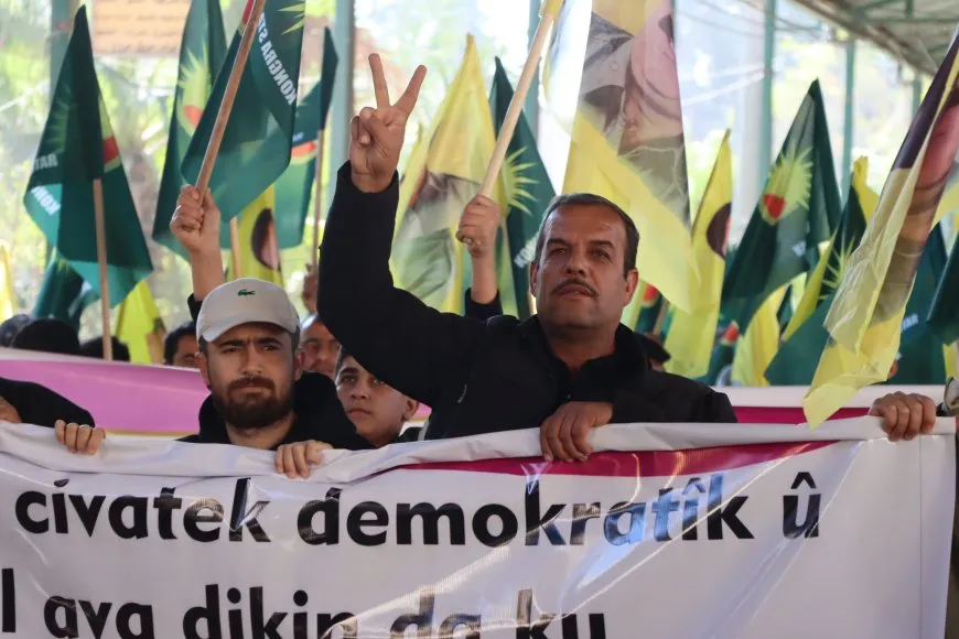 Li Bakur û Rojhilatê Sûriyeyê mêr daketin qadan