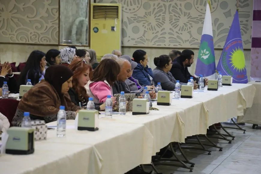 Li Helebê panelek der barê tundiya li dijî jinan hate lidarxistin