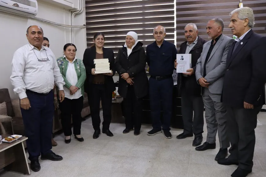 Şandeyek ji Civaka Êzidî Rêber Apo silav kir