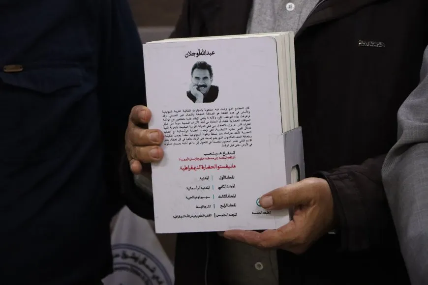 Şandeyek ji Civaka Êzidî Rêber Apo silav kir